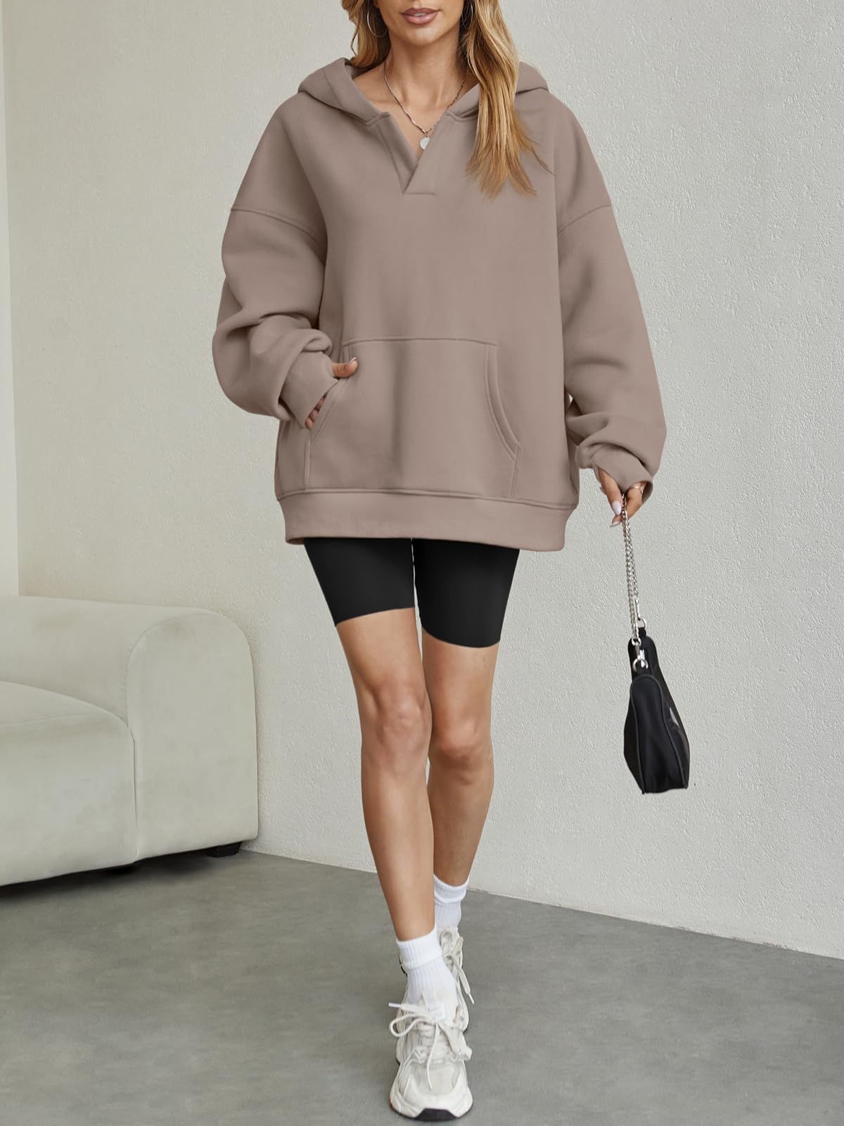 Trendy Queen Womens Oversized V Neck Hoodies with Thumb Hole Pullover Sweatshirts Y2k Clothes Fall Fashion Outfits 2025 CoffeeGrey